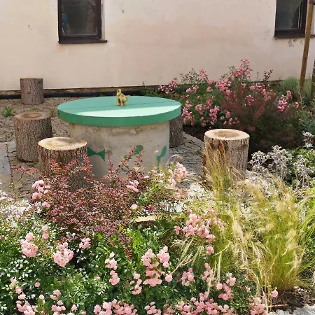 Apartman Na Trojmezí, Markéta